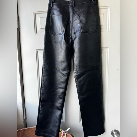 Wilfred
The Melina™ Super High-rise Pant Size 8 - Picture 9 of 16